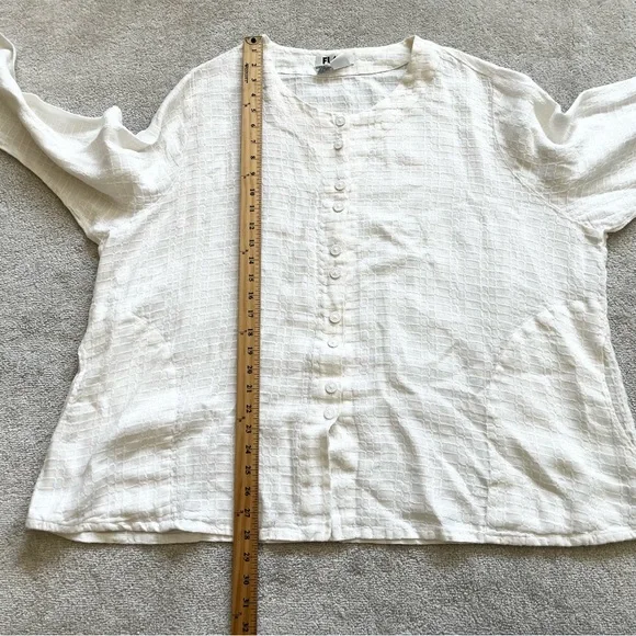 Flax Women's White Button-Up Top - Picture 9 of 10